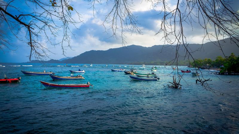 Muelle y bahía de Capurganá